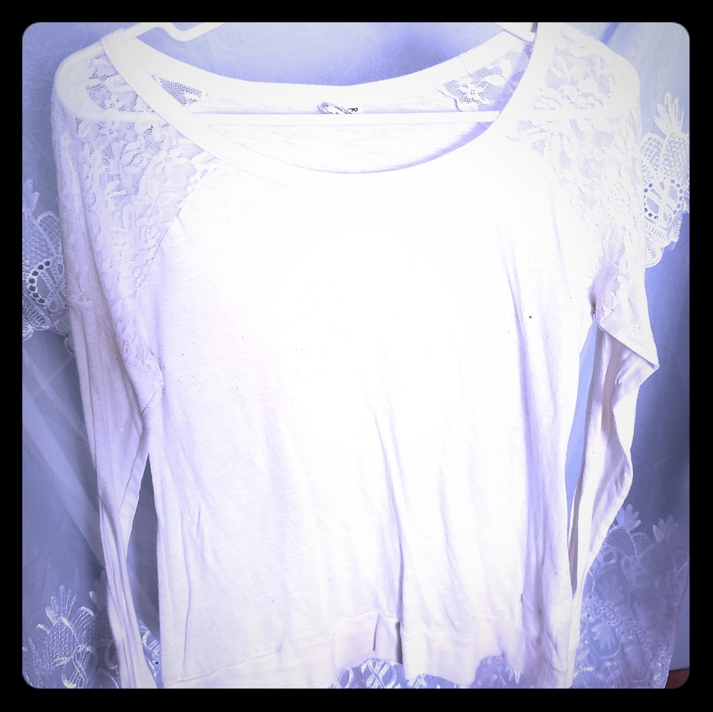 VS PINK lace trim shirt